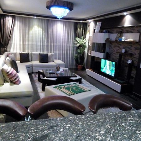 Hamdy 5 Star Apartment Kairo Bagian luar foto